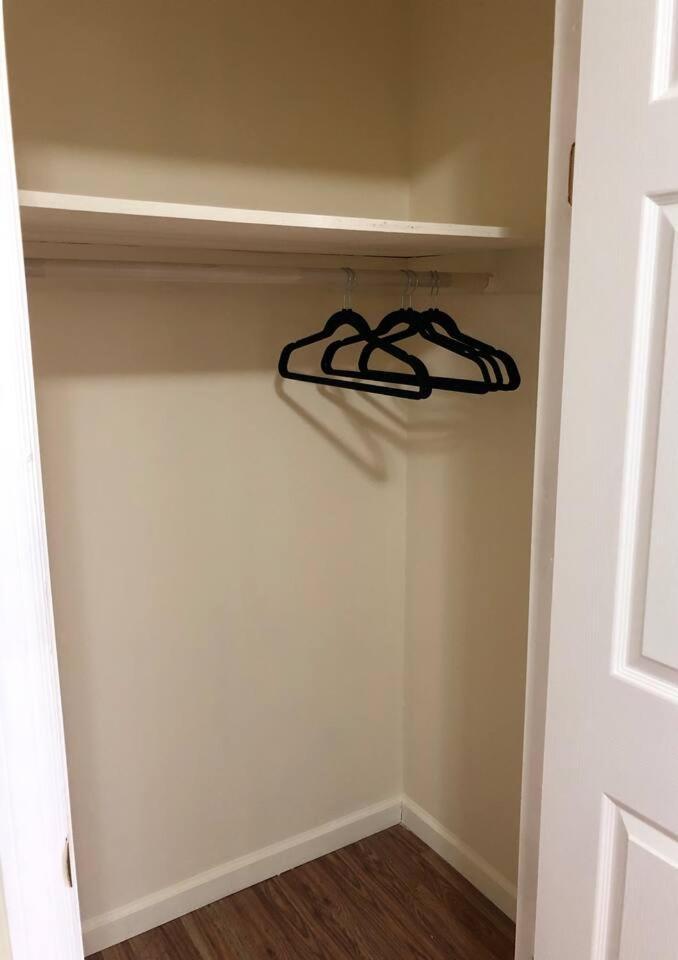Large And Private 3 Bedroom And 1 Bathroom Apartment Near Newark International Airport Ewr And New York City Esterno foto