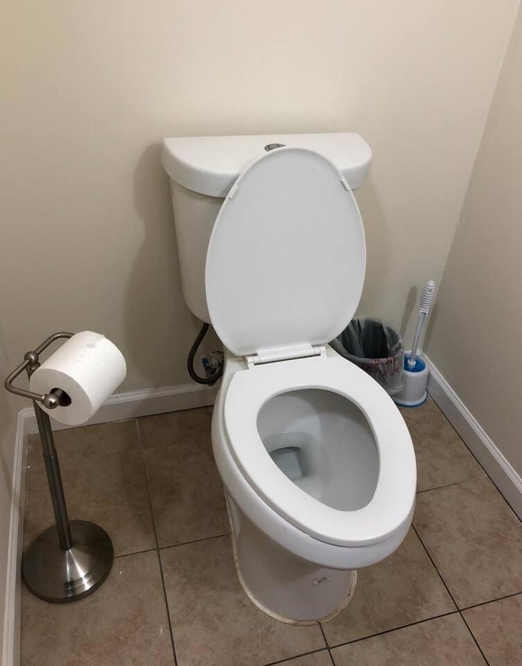 Large And Private 3 Bedroom And 1 Bathroom Apartment Near Newark International Airport Ewr And New York City Esterno foto