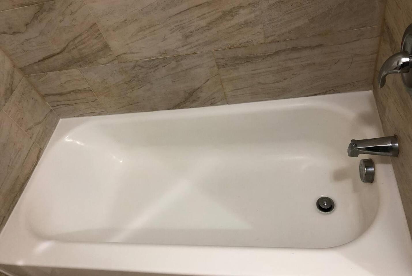 Large And Private 3 Bedroom And 1 Bathroom Apartment Near Newark International Airport Ewr And New York City Esterno foto